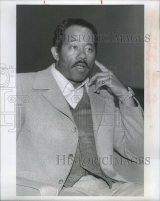 1977 Photo Eldridge Cleaver Ex Leader Of The Black Panthers 8x10