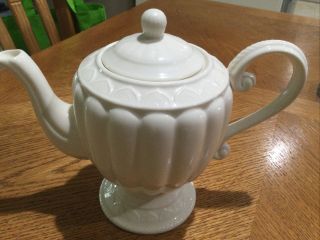 I.  Godinger & Co.  Cream Ivory Porcelain Tea Pot Ornate