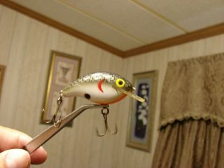 Vintage Rebel Deep Wee R Fishing Lure Blk / White Shad 2 " Body 3/8oz.  Rattle