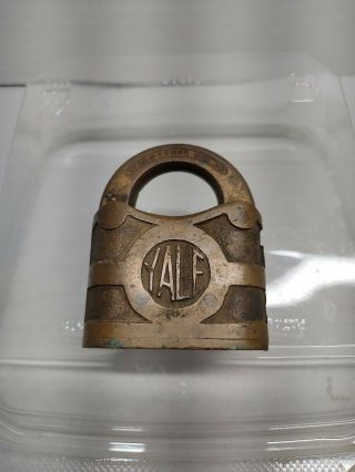 Old Vintage / Antique Yale & Towne Padlock Lock No Key