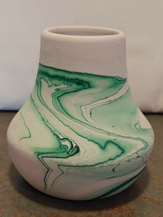 Vintage Nemadji Usa Pottery Small Green Swirl Ceramic Vase