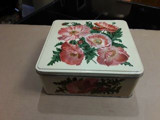 Vintage Floral Cookie,  Biscuit,  Desert Tin.  Made In England.  Collectibles
