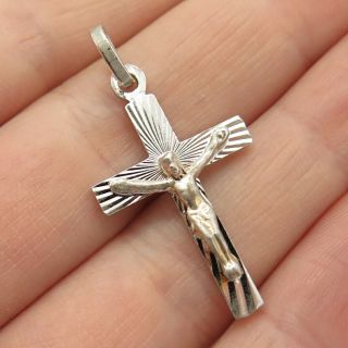 925 Sterling Silver Vintage Italy Crucifix Cross Pendant