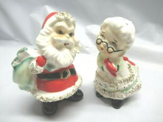 Vintage Santa Claus With Toy Bag & Mrs Claus Salt & Pepper Shaker Set Japan 073