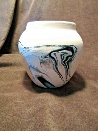 Vintage Nemadji Pottery Blue Swirls Vase 5 " Ca