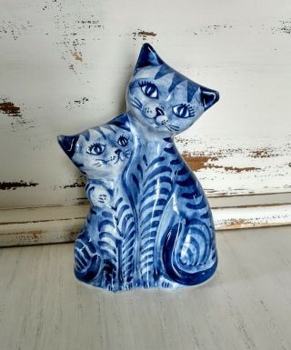 Vintage Delft Cats Figurine Kitties Hugging Blue White Has Maker Mark Porcelain