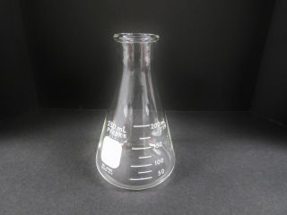 Pyrex Glass Beaker 250 Ml No.  4980 Stopper 6 Laboratory Science Vintage