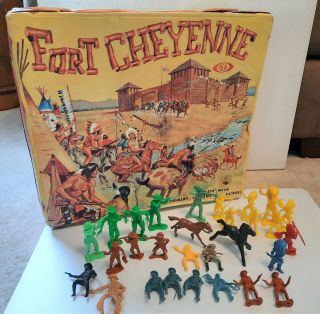 Vintage 1960s Ideal Fort Cheyenne Folding Play Set Toy W/30 Cowboys & Indians