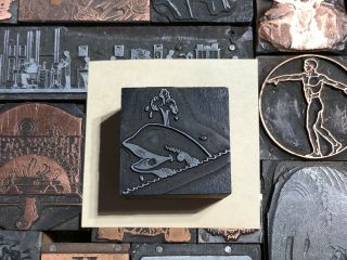 Antique Vtg Wood & Metal Whale Fish Letterpress Print Type Cut Ornament Block