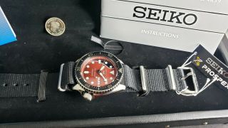 Seiko 5 Sports Brian May Special Edition SRPE83 2