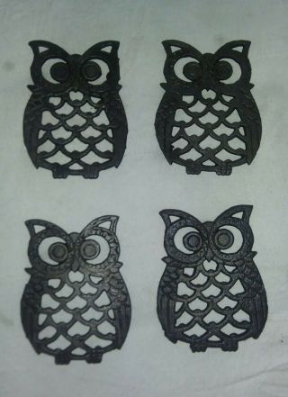 4 Vintage Owl Shaped,  Cast Iron Metal Trivets " Hot - Plate " Footed Made In Taiwan