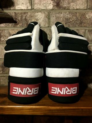 Vintage Brine L - 35 Lacrosse Gloves - Black With Floating Cuff System - Cowhide