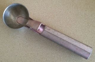 Vintage Aluminum Ice Cream Scoop Spring Lever Release Color - Craft Pink Usa
