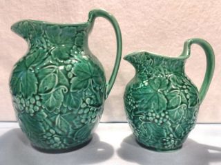 Wedgwood Of Etruria & Barlaston England (2) Green Grapes/leaves Pitchers
