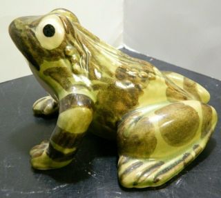 Vintage Hand Painted Ceramic Frog Figurine 3.  18 " X 5 " X 4.  5 " Cond