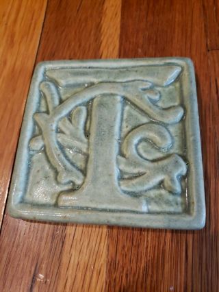 Pewabic Style Whistling Frog Pottery 3.  75 " ×3.  75 " Tile,  Letter T