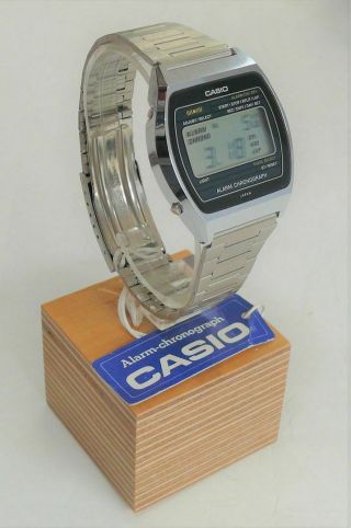 Rare Vintage Casio Watch A - 651 S010 Digital Quartz Alarm Chronograph Japan -