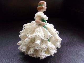 Vintage Muller Volkstedt IRISH DRESDEN Lace Porcelain Girl Figurine,  Ireland 2