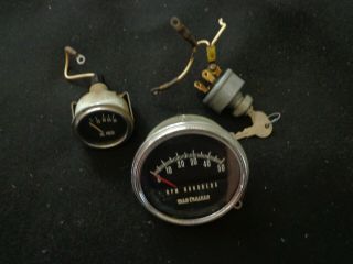 Vintage Mercruiser 5000rpm Tachometer,  Ignition Switch With 2 Keys & Oil Gauge