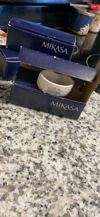 Mikasa Italian Countryside Napkin Rings - 4 Per Box - Nib