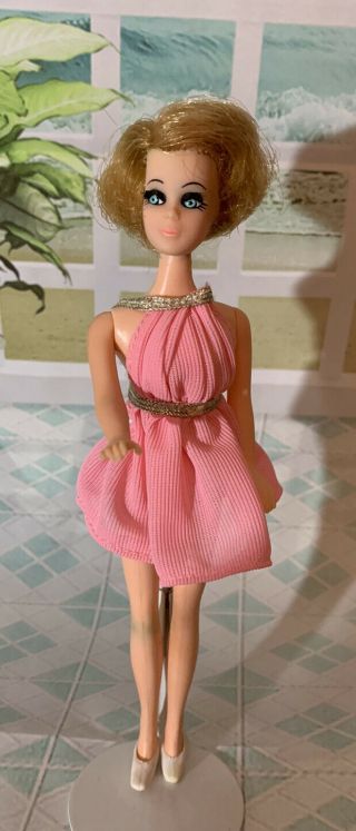 Vintage Topper Dawn Doll Friend Jessica With Outfit Wearing Pink Mini Dress