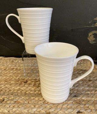 Mikasa Swirl White Bone China Coffee Cup 4.  5 " 12.  8 Oz Mug Ribbed Set Of 2