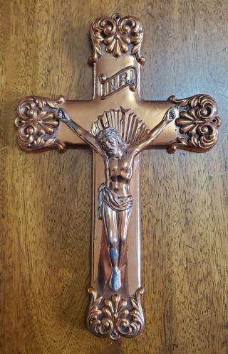 Cast Iron Crucifix Jesus On Cross 9.  5 " Vintage Copper Color Coated S.  M.  C.  Co 46