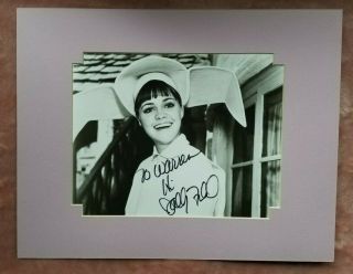 Sally Field Matted Signed B/w Photograph The Flying Nun Autograph