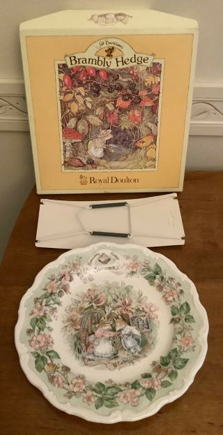 Royal Doulton Brambly Hedge Bone China Porcelain Plate " Summer " Jill Barkley 1982