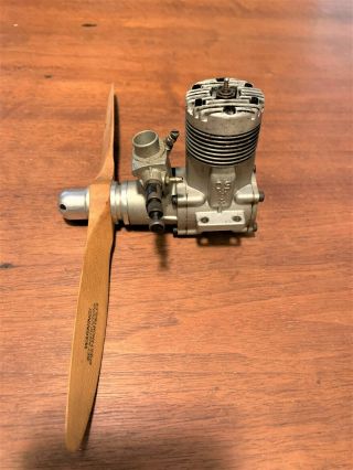 Vintage Japanese Os Max 40 Cn R/c Model Airplane Engine W/ Prop & Carburator