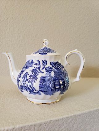 Vintage Sadler England Small Teapot Blue Willow Gold Trim 1.  5 Cups