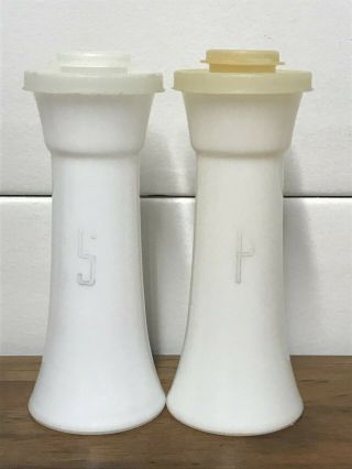 Large 6 " Vintage Tupperware Salt And Pepper Shakers Hourglass White 718 Usa