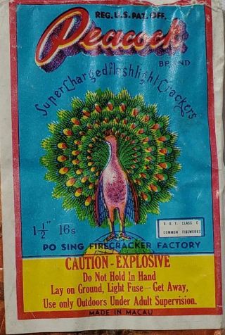 Vintage Peacock Firecracker Label Flashlight Crackers 1 1/2 16s
