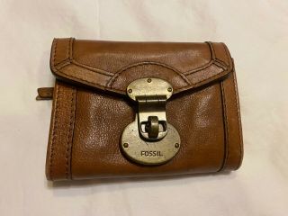 Vintage Fossil Leather Wallet Twist Lock Brown.  Long Live Vintage 5” X 4”