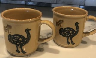 Museum American Folk Art 2 Coffee Mugs 1983 Ostrich Pfaltzgraff Pottery Cups