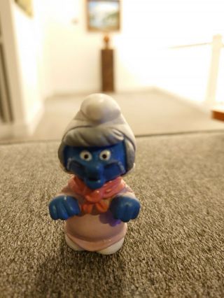 Smurfs 20408 Nanny Smurf Grandma Rare Vintage Figure Pvc Toy Figurine Schleich