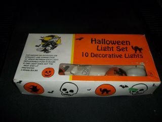 Vintage Halloween Blow Mold Light Set W/ Ghosts Skulls And Pumpkins Box