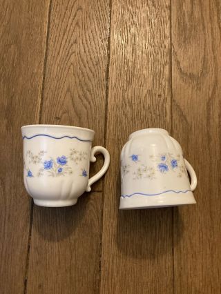 Set Of 2 Arcopal France Cups Mugs White With Blue Flowers Romantique Tea Coffee