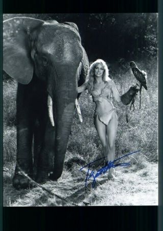 Tanya Roberts Sexy Beastmaster Signed 8x10 Photo With