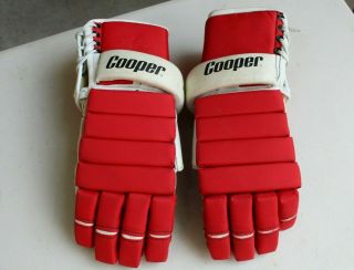 Vintage Cooper Armadillo Thumb Hockey Gloves Red White
