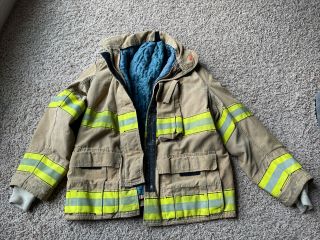 Globe 44 X 32 Fire Firefighter Turnout Coat Jacket Mfg 2003 Vintage