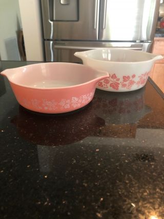 Two Vintage Pyrex Pink And White Casseroles 741 And 742 Gooseberry No Lids