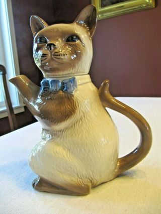 H.  J.  Wood " Pussy Foot " Teapot Siamese Blue Eyes England Staffordshire Porcelain