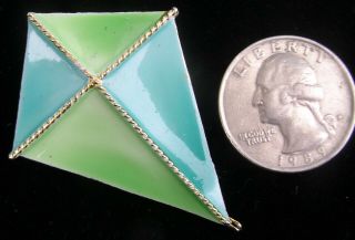 Vintage Signed JJ ' s Enamel Kite Pin Two Tone Green 3