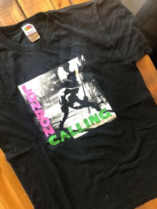 Vintage Band Tee Black The Clash T - Shirt Size Medium Oversized 8 10 12