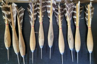 10 Vintage Wood Turkey Feather Darts Apex Official No.  2 Tournament Darts