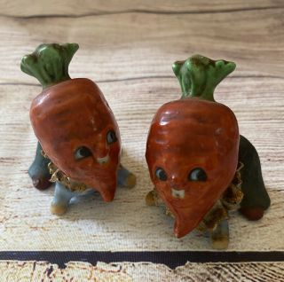 Vintage Anthropomorphic Carrot Head People Salt Pepper Shaker Set Japan