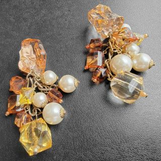 Vintage Amber Acrylic Molded Bead Pearl Cluster Dangle Clip Earrings 628