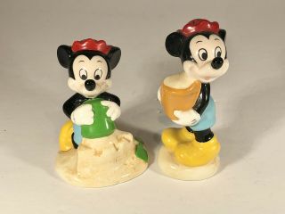Vintage Disney Ne Mickey & Minnie Mouse Salt And Pepper Shaker - Beach Day