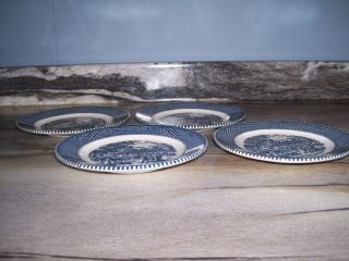 Set of 4 Vintage Royal China Currier and Ives 6.  5 in.  Dessert Plates. 2